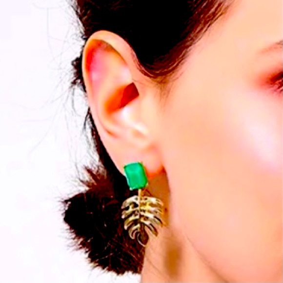 🍋2/$30 New Anthro Gold Monstera Leaf Earrings - Picture 2 of 4